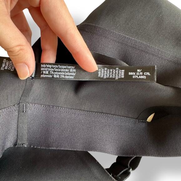 Victoria Sport Black Strappy Racerback Sports Bra Medium - Picture 2 of 9